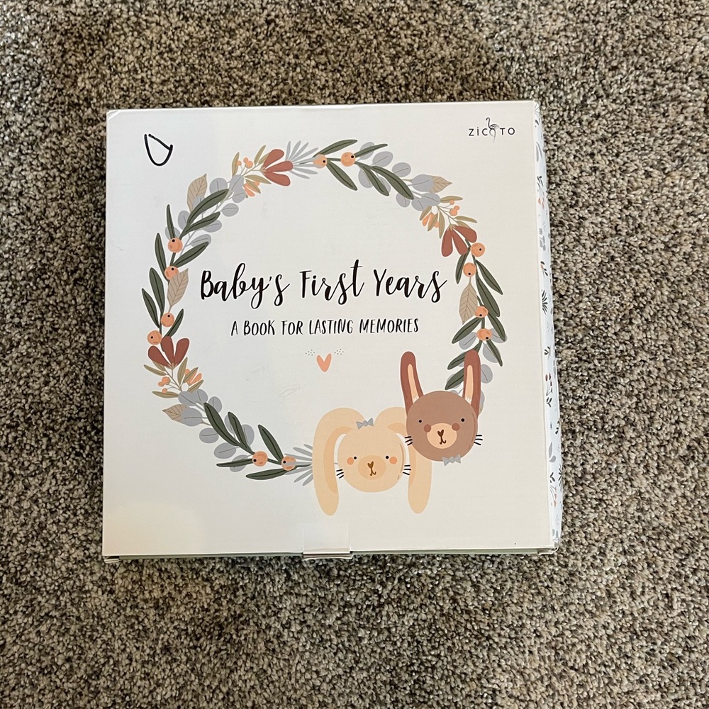 Zicoto Baby book